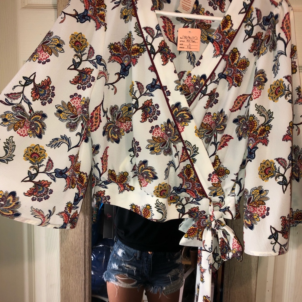 Bought from a boutique never worn